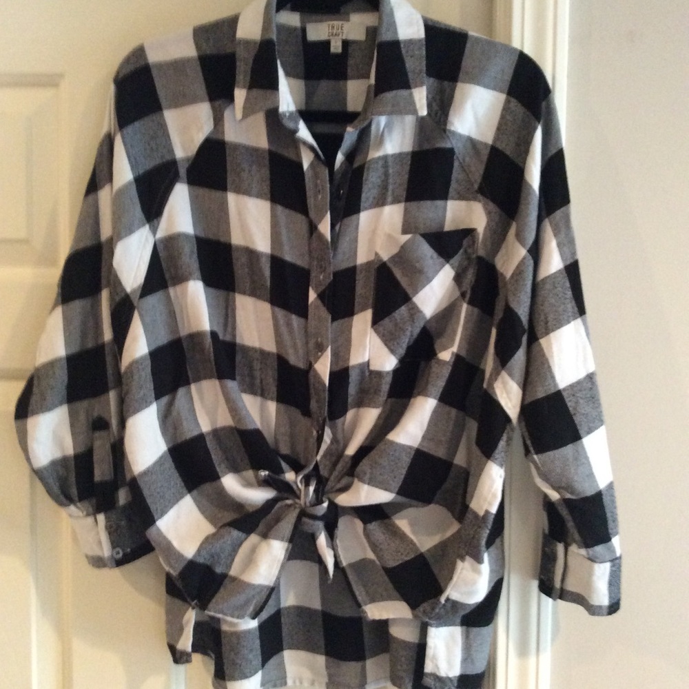 Buffalo plaid high low button down flannel
